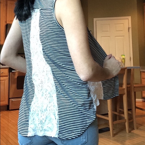 Xhilaration high-low cutt-off tunic - Picture 3 of 8